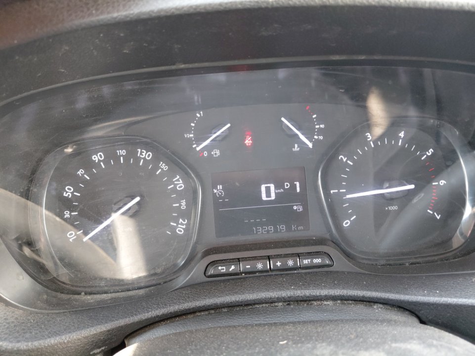 بيجو اكسبرت فان  2022 image