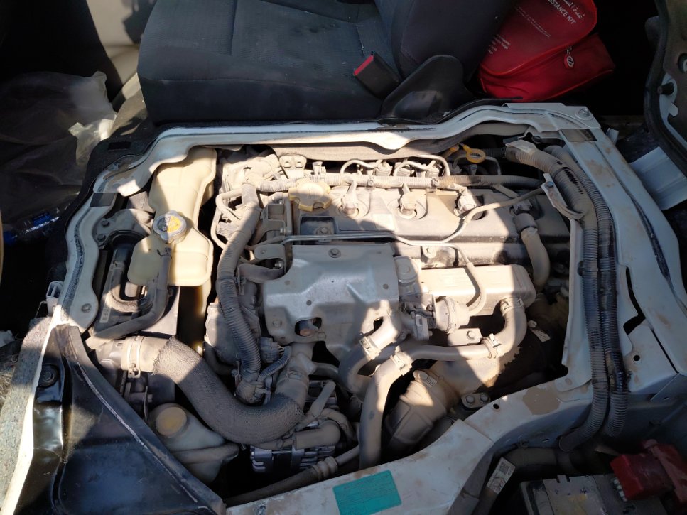 نيسان أورفان  2021 image