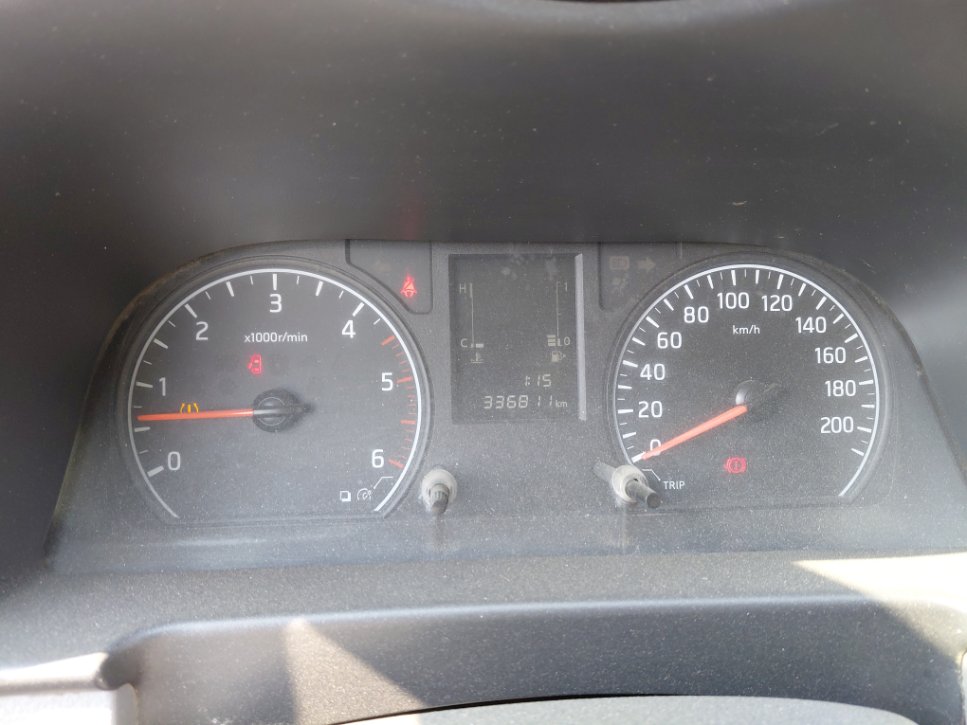 نيسان أورفان  2021 image