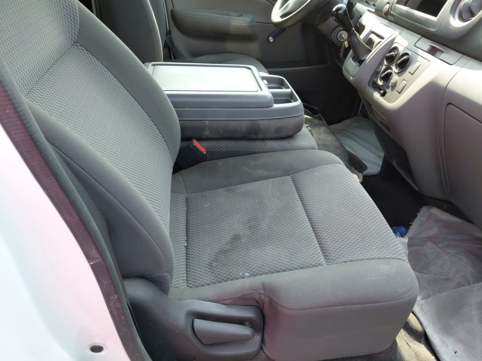 نيسان أورفان  2021 image