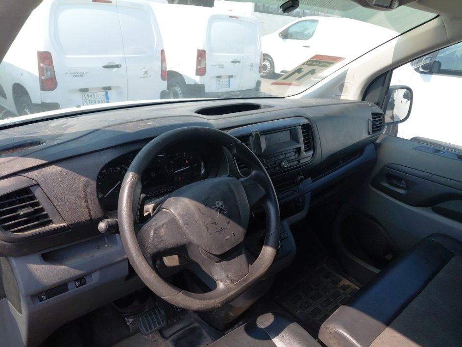 Peugeot  Expert Van  2022 image