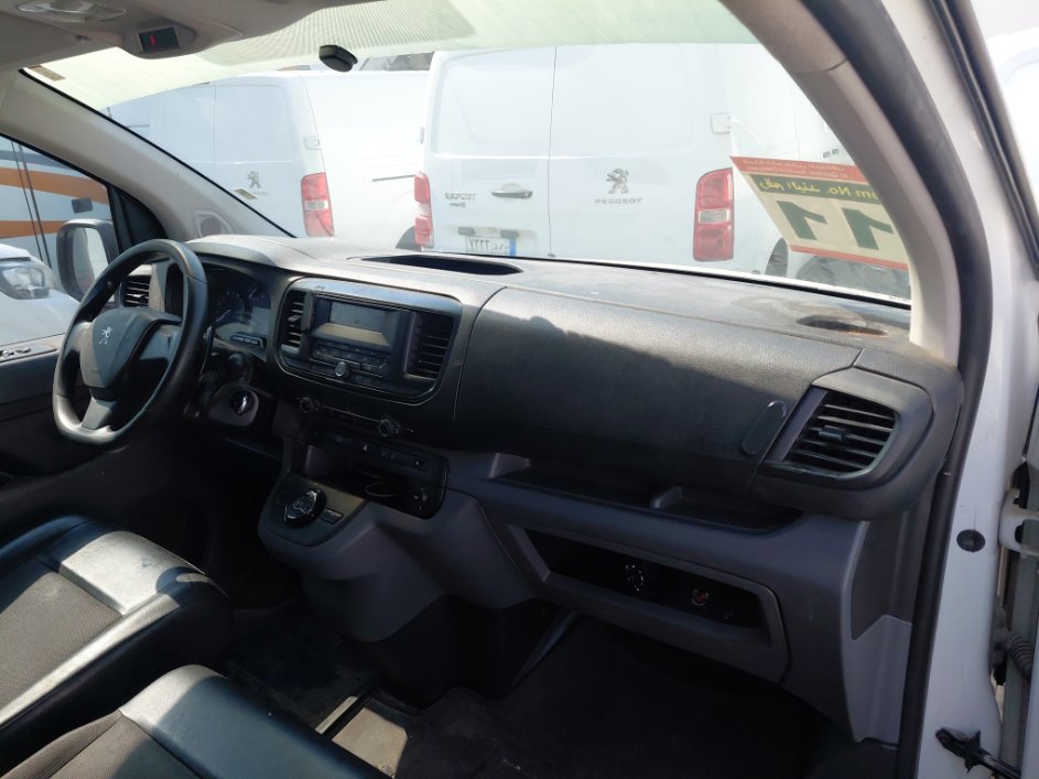 Peugeot  Expert Van  2022 image