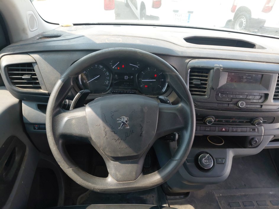 Peugeot  Expert Van  2022 image