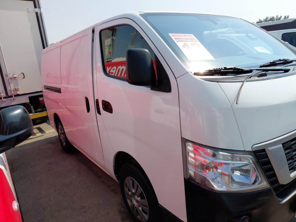 نيسان أورفان  2021 image