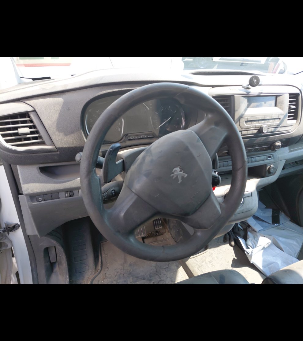 Peugeot  Expert Van  2022 image