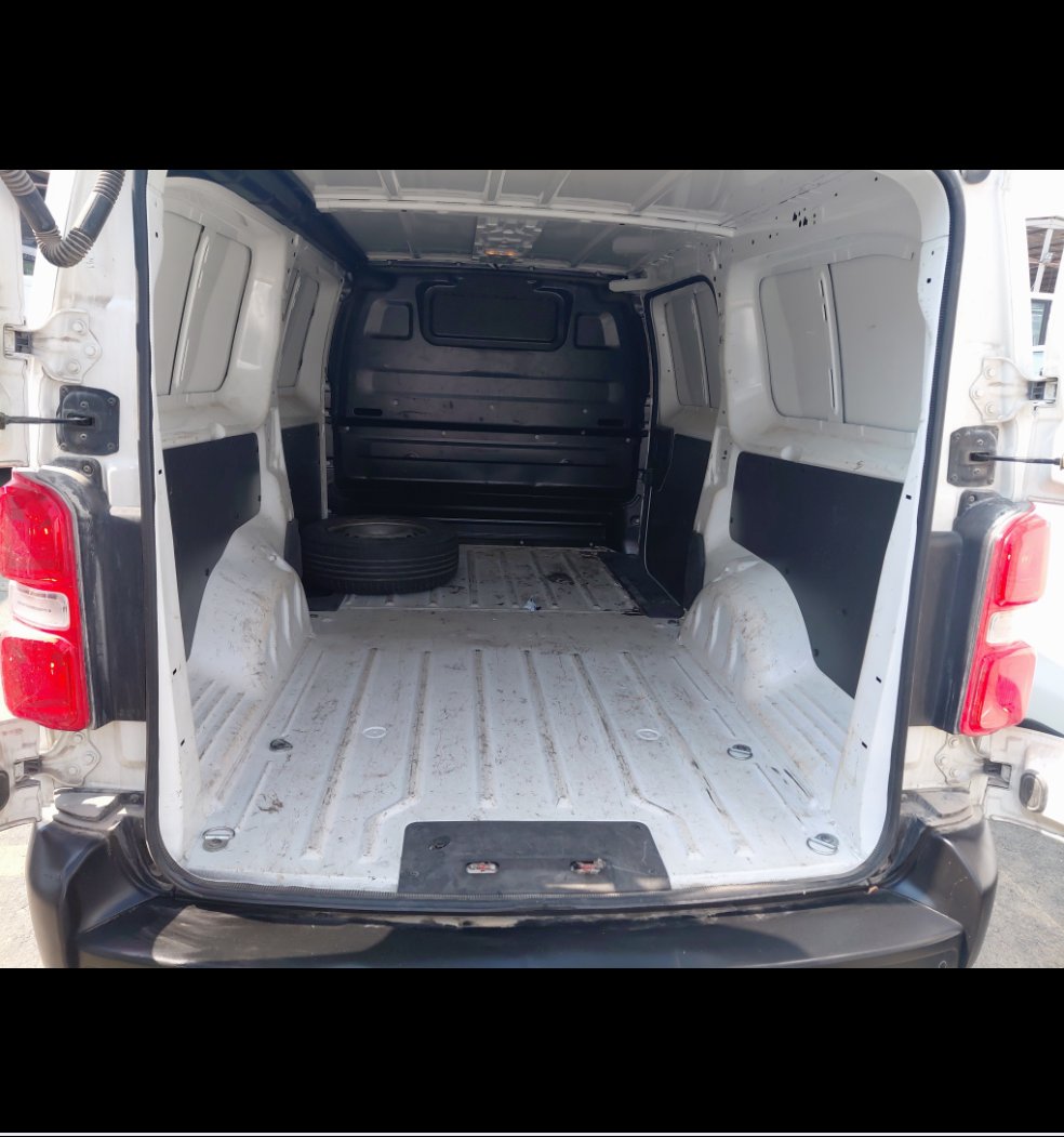 Peugeot  Expert Van  2022 image