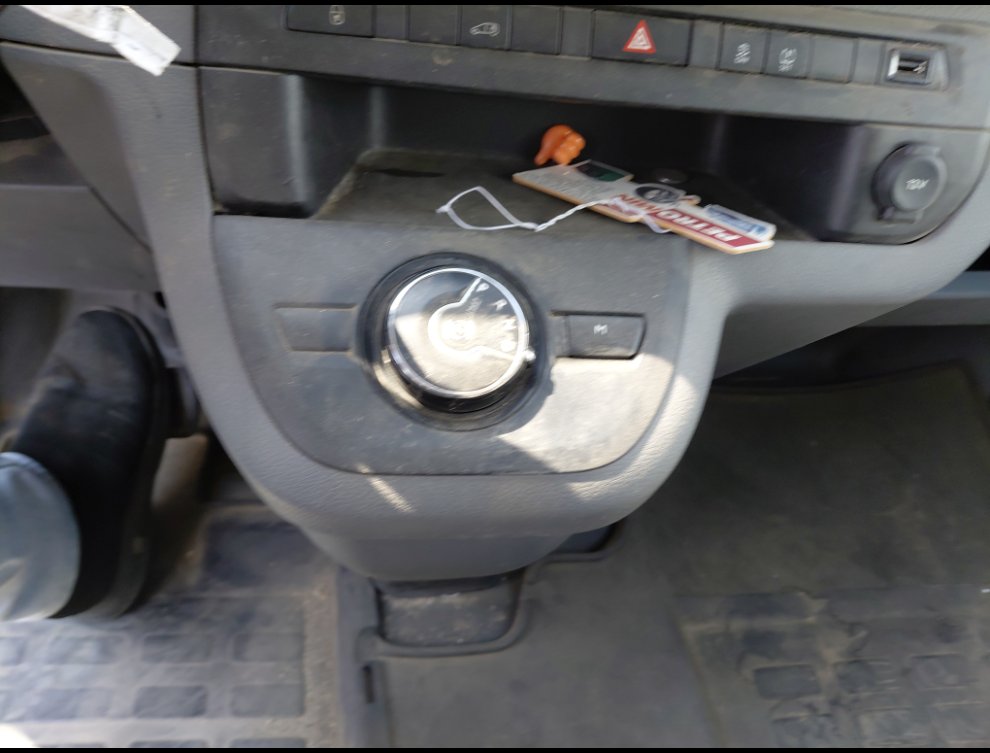 بيجو اكسبرت فان  2022 image