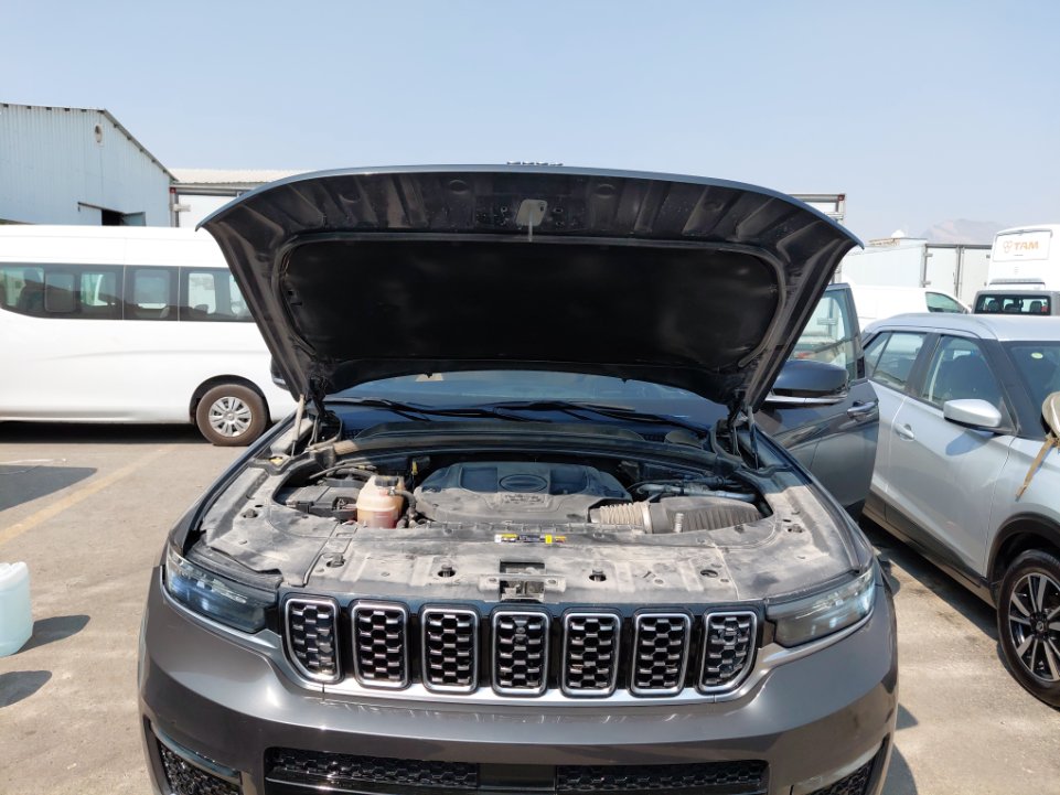 Jeep Grand Cherokee  2021 image