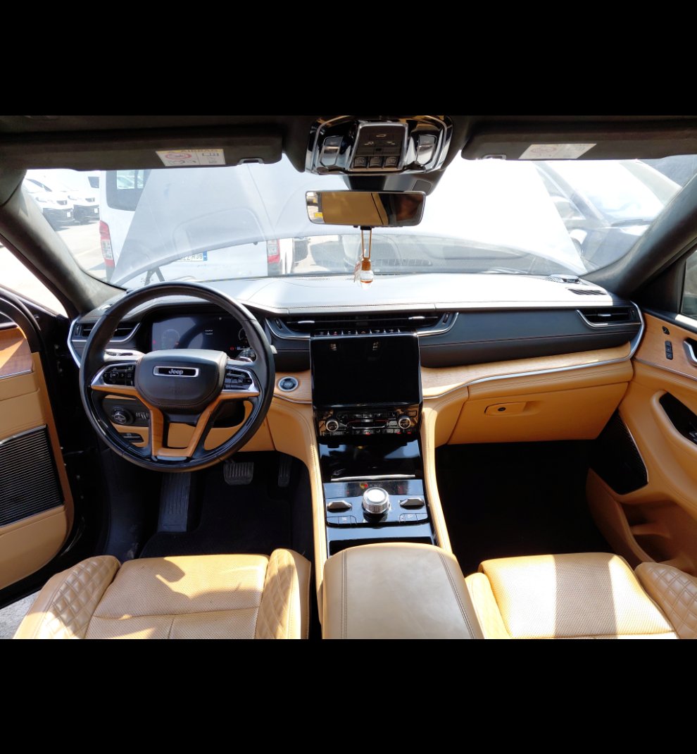 Jeep Grand Cherokee  2021 image