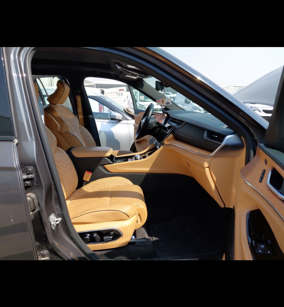 Jeep Grand Cherokee  2021 image