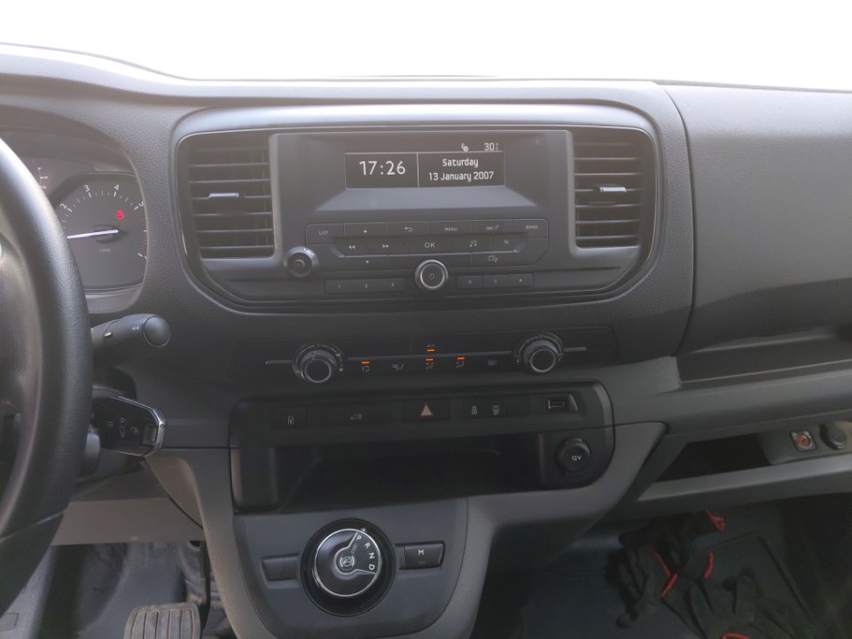 بيجو اكسبرت فان  2022 image