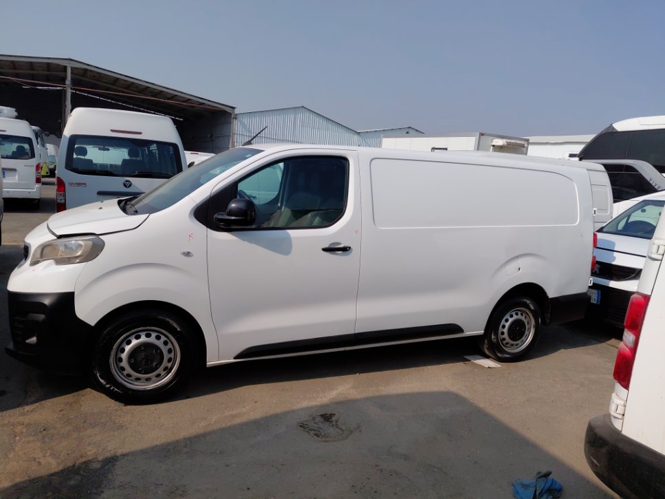 بيجو اكسبرت فان  2022 image