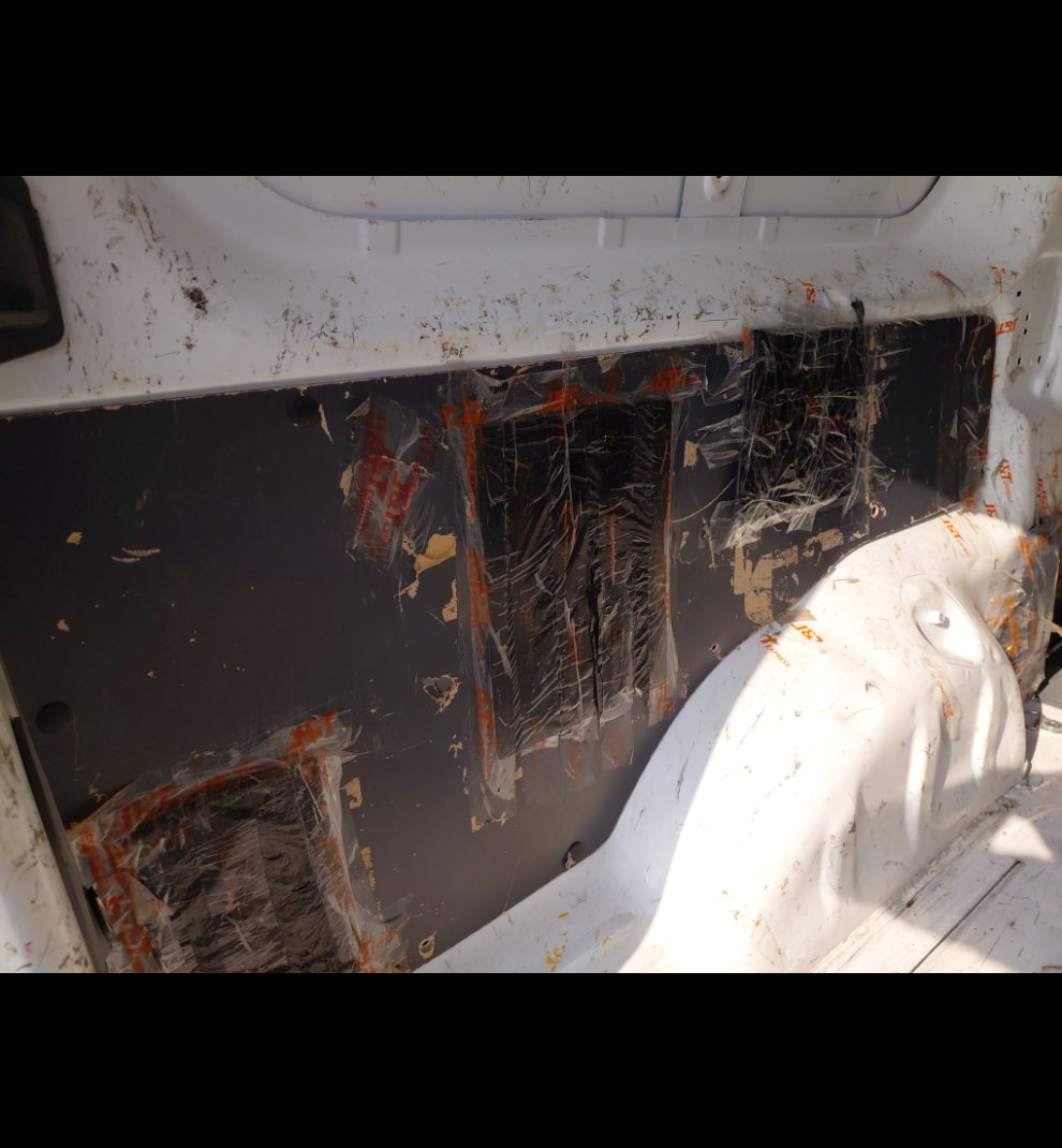 بيجو اكسبرت فان  2022 image