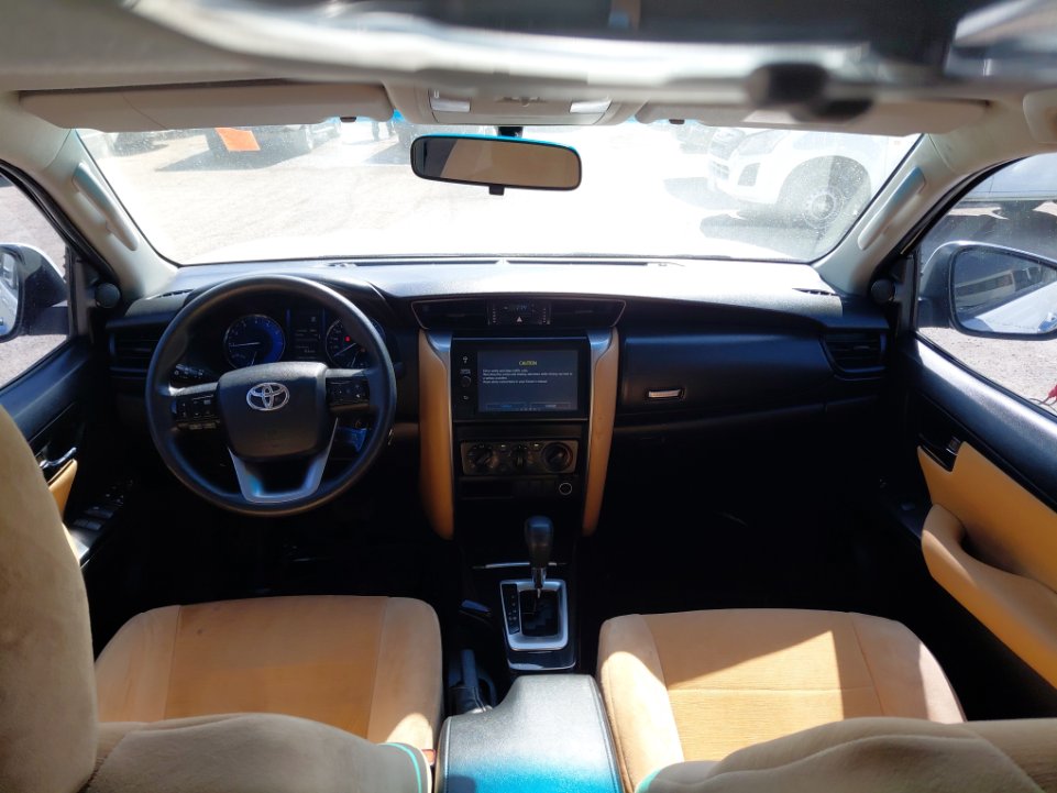 تويوتا فورتشنر GX 2022 image