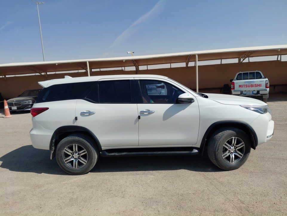 تويوتا فورتشنر GX 2022 image