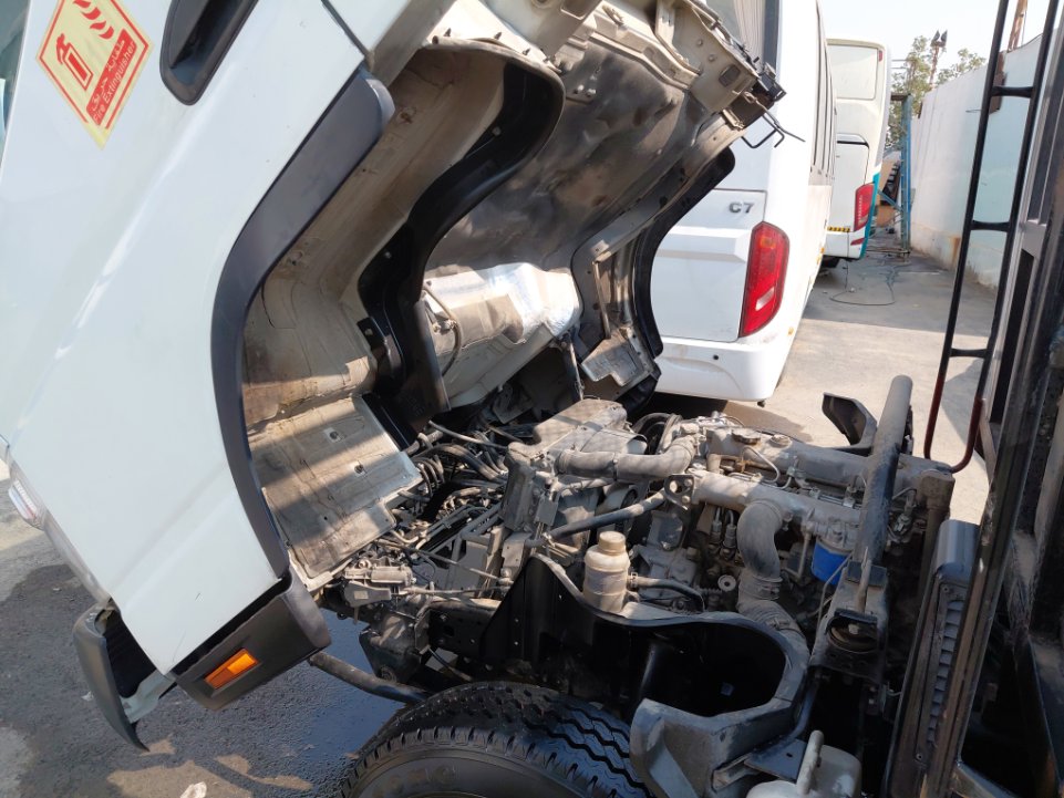 ميتسوبيشي كانتر FUSO 2022 image