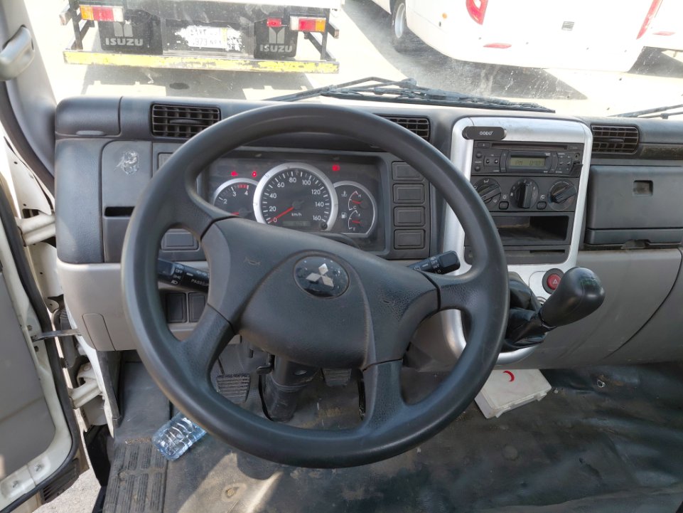 ميتسوبيشي كانتر FUSO 2022 image