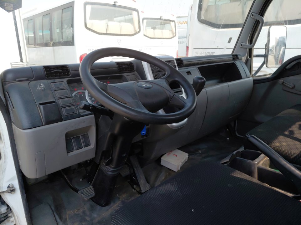 ميتسوبيشي كانتر FUSO 2022 image