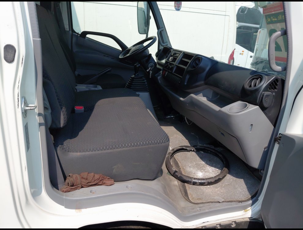 Hino 300  2022 image