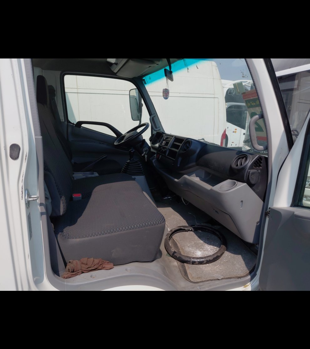 Hino 300  2022 image