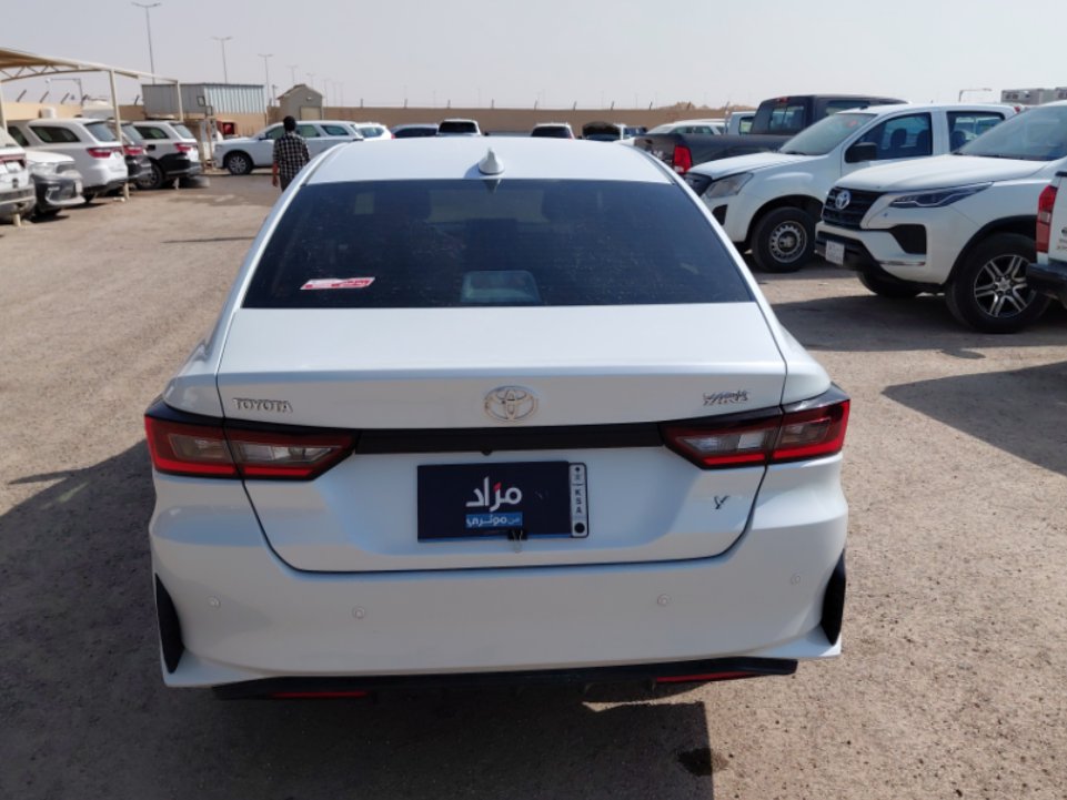 تويوتا يارس  2023 image