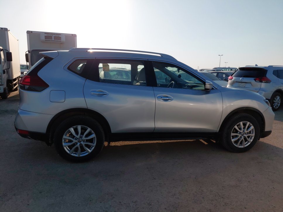 Nissan X-Trail  2022 image