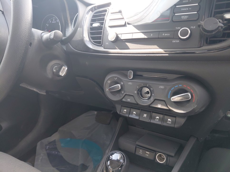 كيا بيجاس LX FWD 2024 image