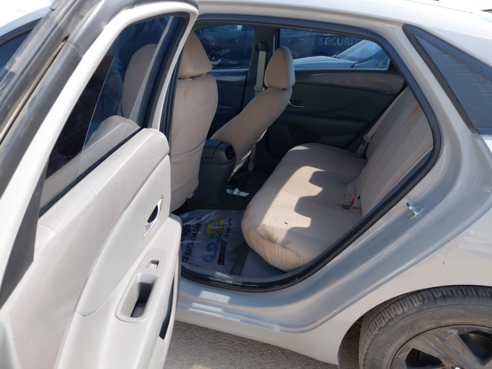 Hyundai Elantra  2023 image