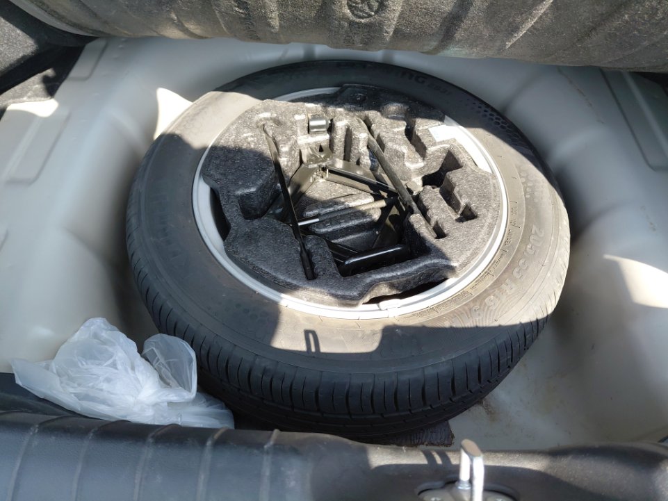 Hyundai Elantra  2023 image