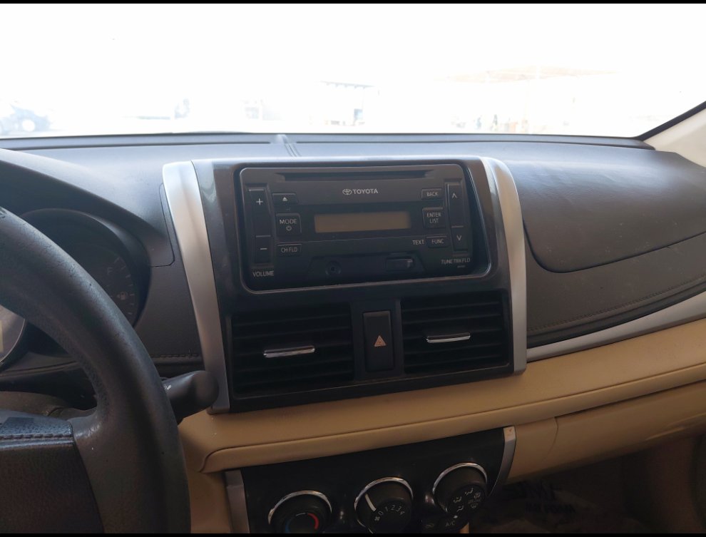 Toyota Yaris  2015 image