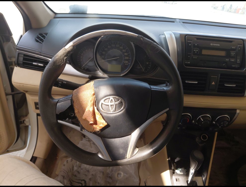 Toyota Yaris  2015 image