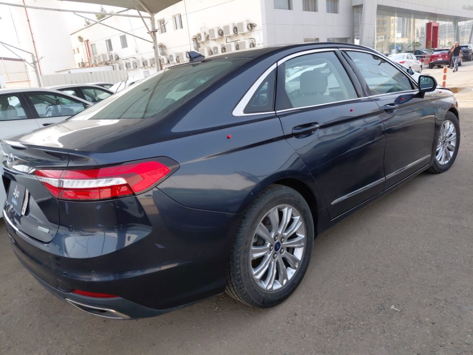 Ford Taurus STD 2022 image