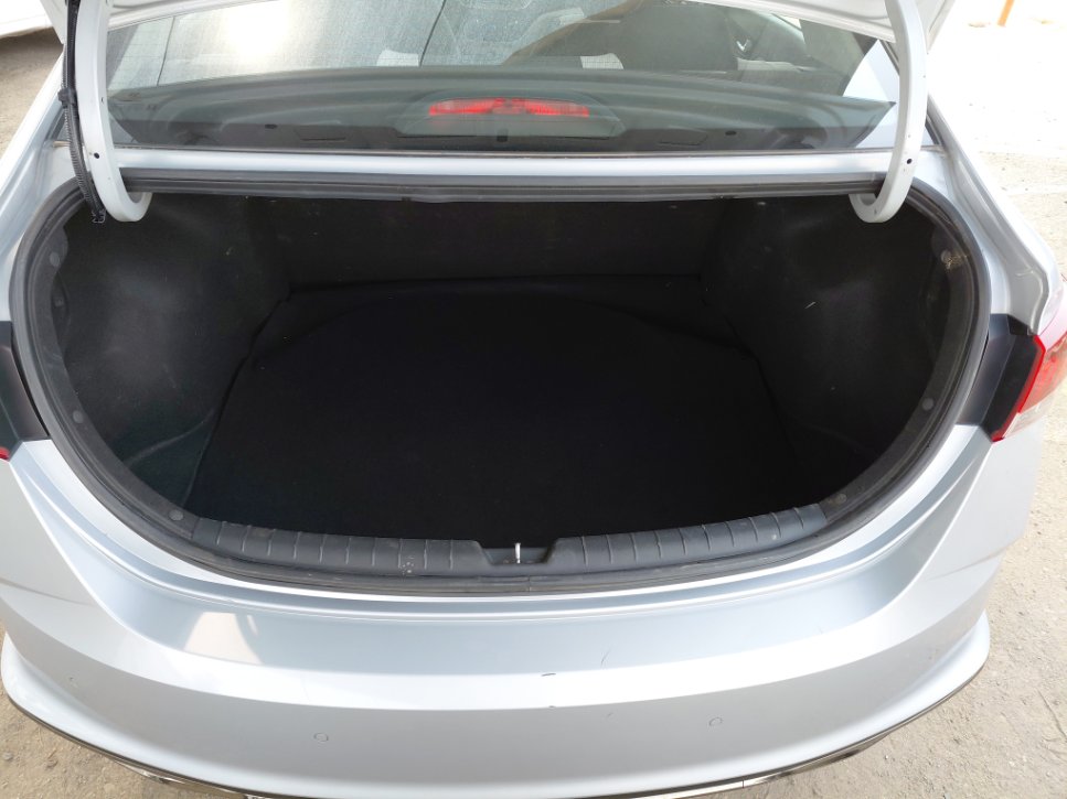 Hyundai Accent STD 2023 image