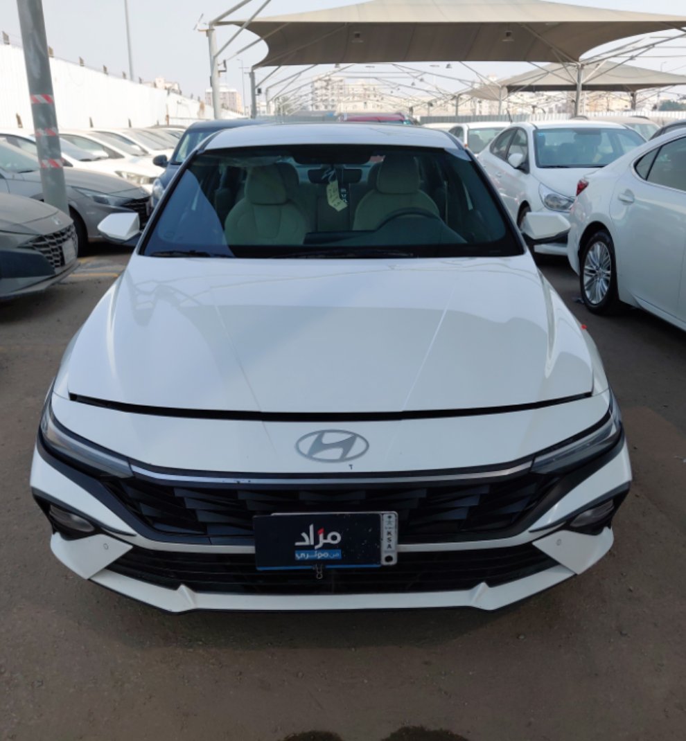 Hyundai Elantra STD 2024