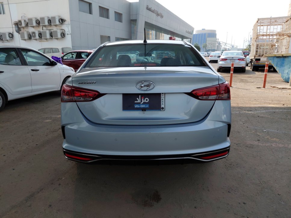 Hyundai Accent STD 2023 image