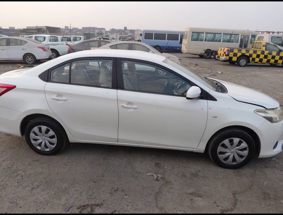 تويوتا يارس  2016 image