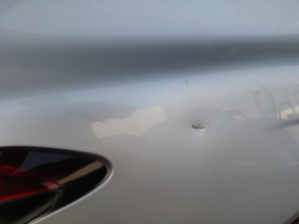 Toyota Camry LE HEV 2021 image