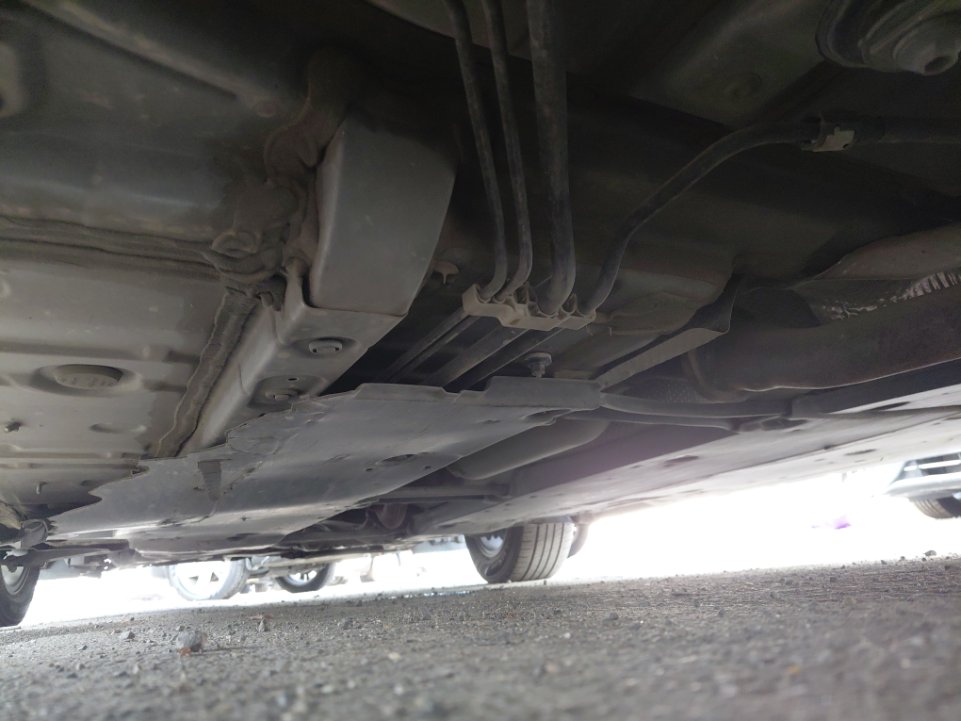 Toyota Camry LE HEV 2021 image