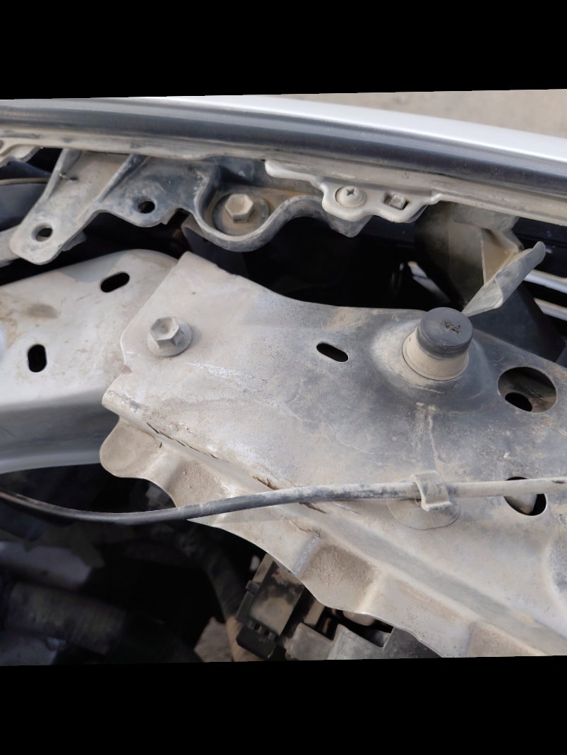 Toyota Camry LE HEV 2021 image