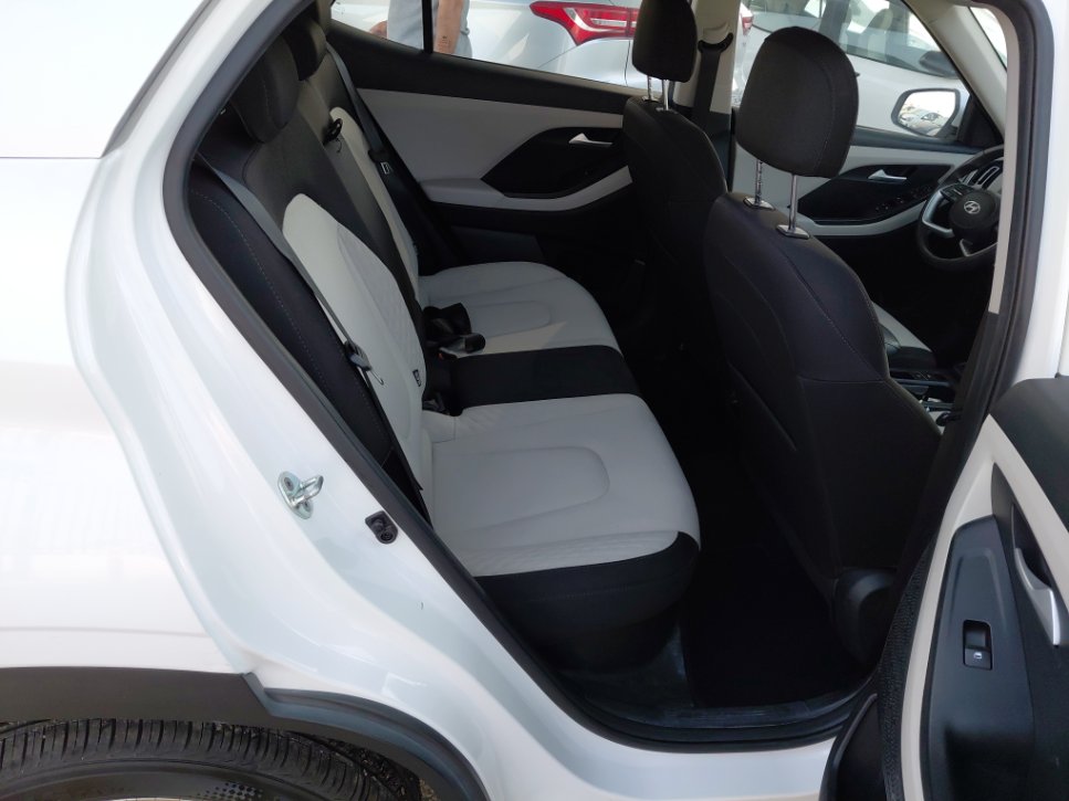 Hyundai Creta STD 2024 image