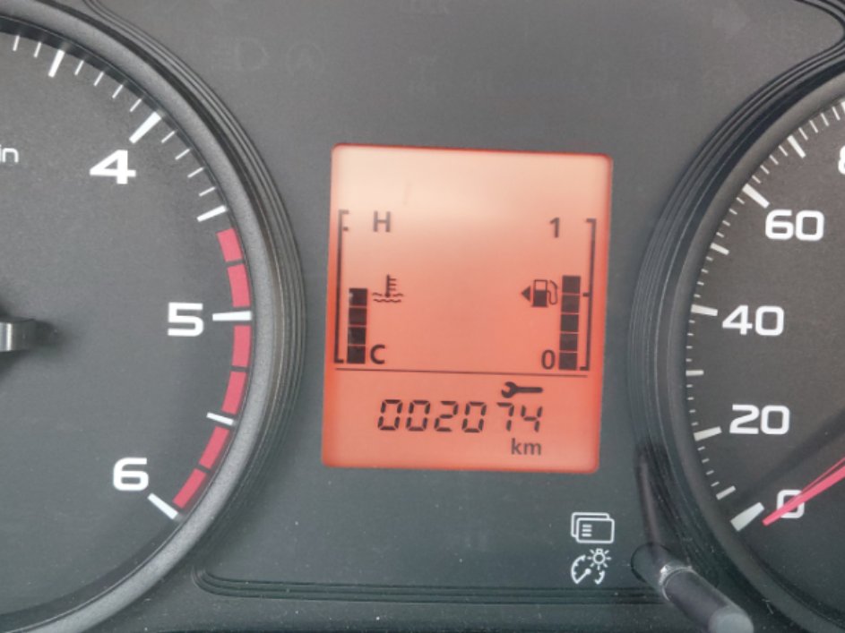 Mitsubishi L200  2020 image