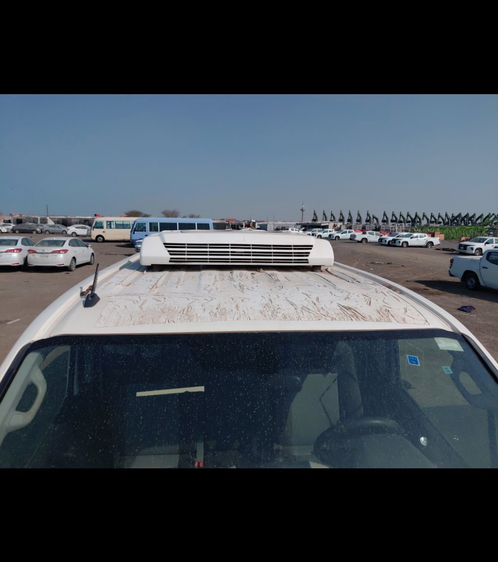 Toyota Hiace Van  2020 image