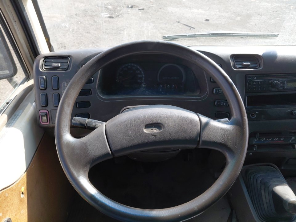 ميتسوبيشي روزا  2015 image