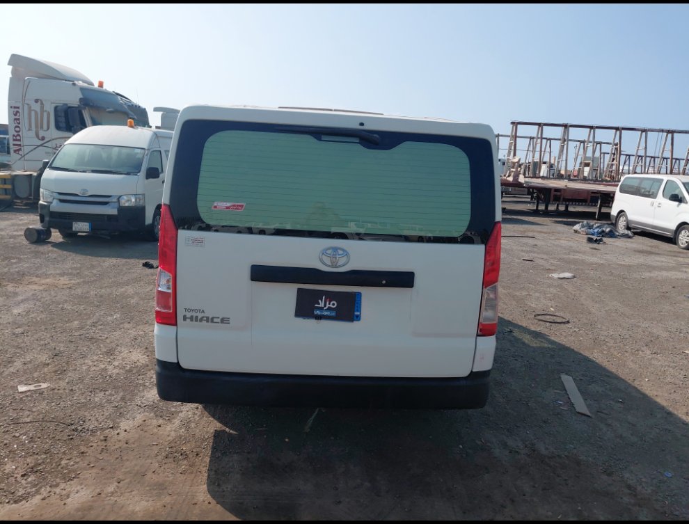 Toyota Hiace Van  2020 image