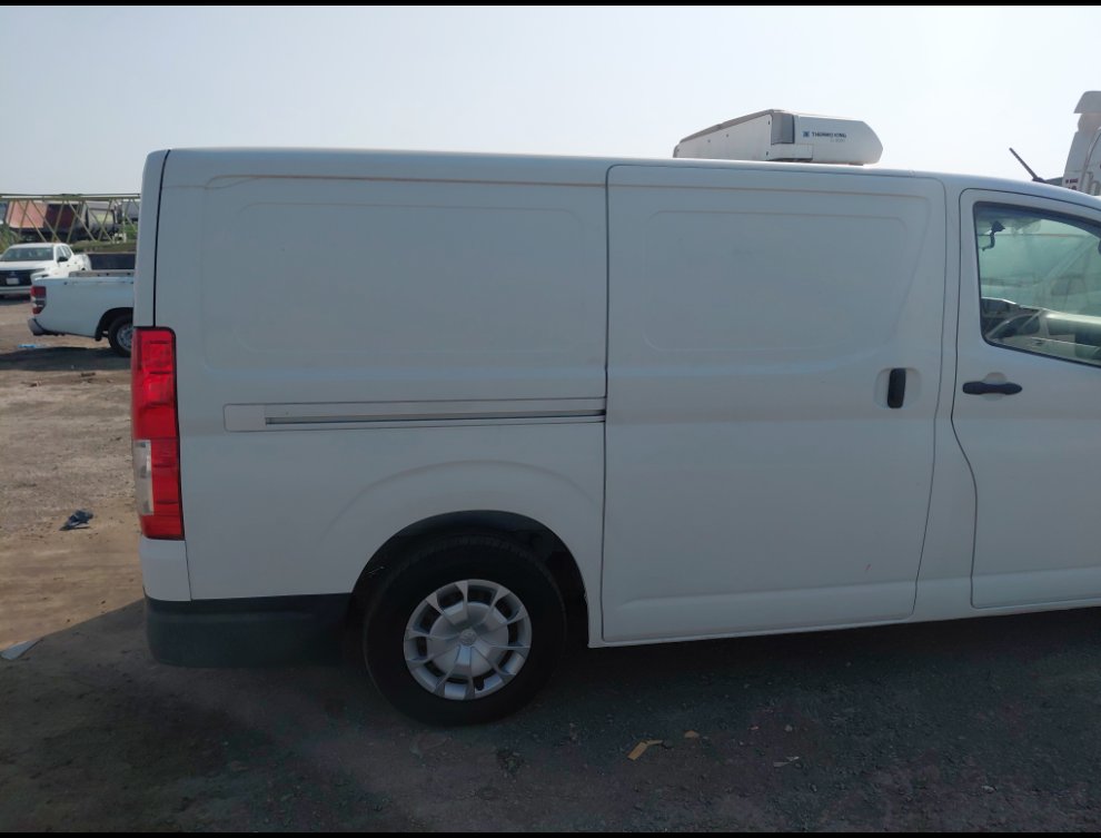 Toyota Hiace Van  2020 image