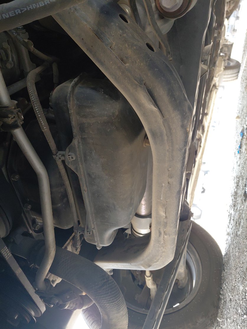 Toyota Hiace Van  2020 image