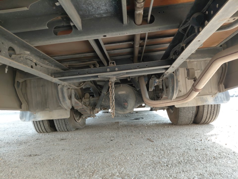 ميتسوبيشي روزا  2015 image