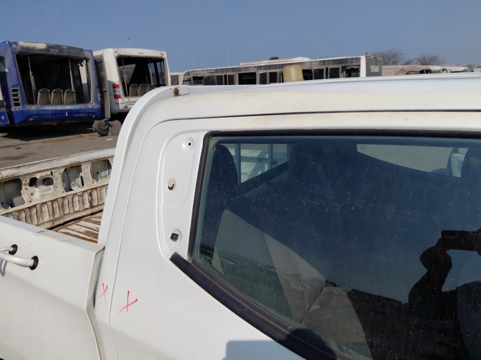 Mitsubishi L200  2016 image