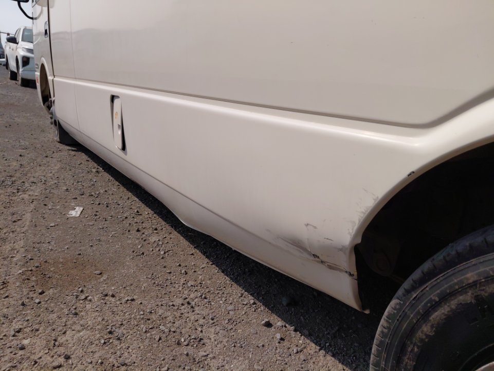 ميتسوبيشي روزا  2015 image