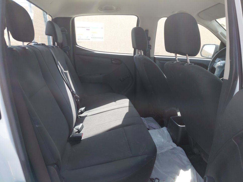 Isuzu D MAX 4x4 2022 image